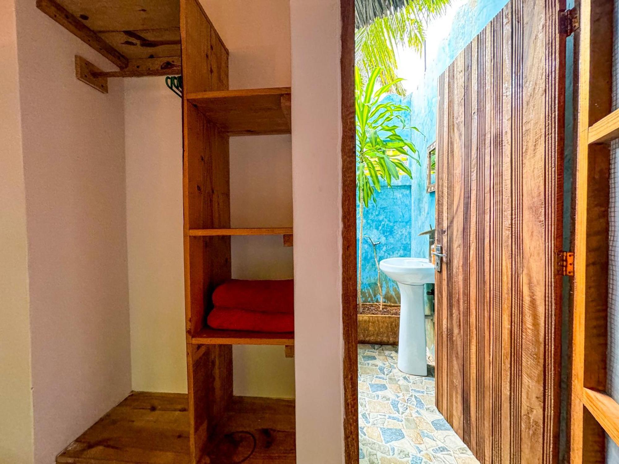Sagando Bungalows Zanzibar Michamvi Kae Экстерьер фото